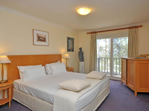 Villa Joie De Vie Located Within Cypress Lakes - Accommodation Redcliffe 1