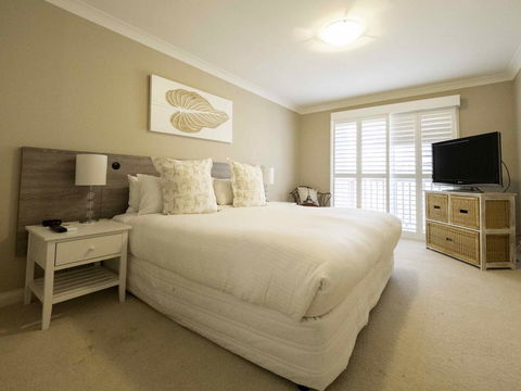 Villa Legato - Accommodation Redcliffe 2