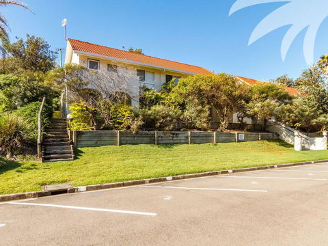 Villa Manyana Unit 26 - Accommodation Redcliffe 0