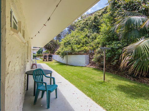 Villa Manyana Unit 28 - Accommodation Redcliffe 2