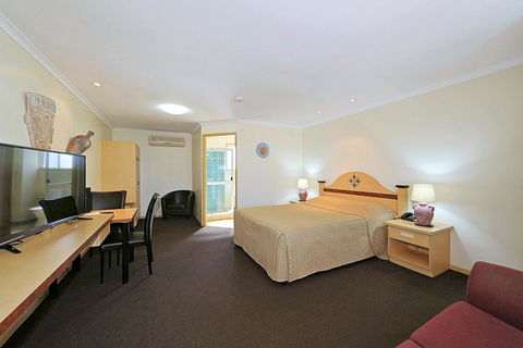 Villa Mirasol Motor Inn - Accommodation Redcliffe 2
