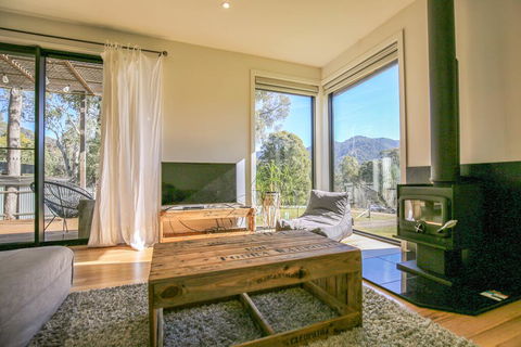 Ville Views - Accommodation Redcliffe 1