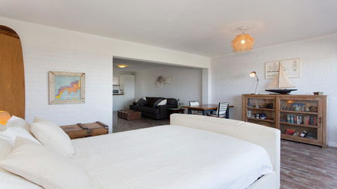 Vista Fremantle - Apartment With A View - Accommodation Redcliffe 3