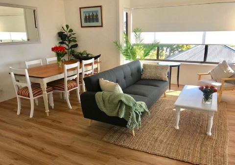 Vista Marina Penthouse #6 - Accommodation Redcliffe 3