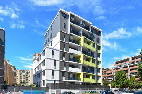 Vogue 39 Apartment - Accommodation Redcliffe 1