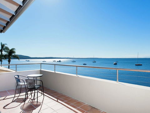 Vogue, Unit 3/197 Soldiers Point Road - Accommodation Redcliffe 2