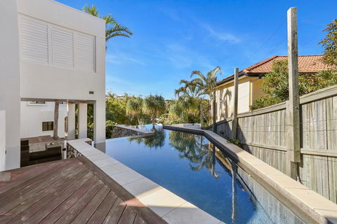 Voyagers Vista - Accommodation Redcliffe 2