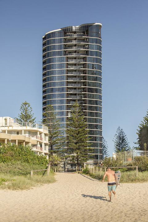 Vue Broadbeach - Accommodation Redcliffe 3