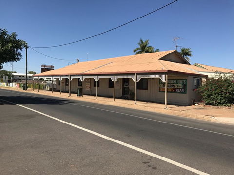 Wagon Wheel Motel - Accommodation Redcliffe 0