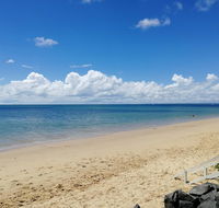 Walk to Beach Queenslander HOME in CBD Hervey Bay - Accommodation Redcliffe