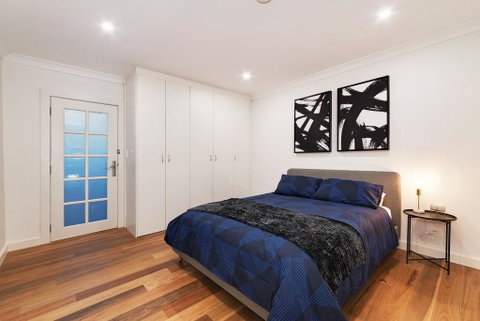 Walk To The City, Fish Market, Darling Harbour - Accommodation Redcliffe 1