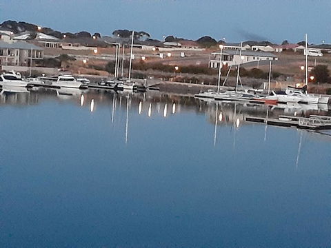 Wallaroo Marina Sea Vu Apartment - Accommodation Redcliffe 2