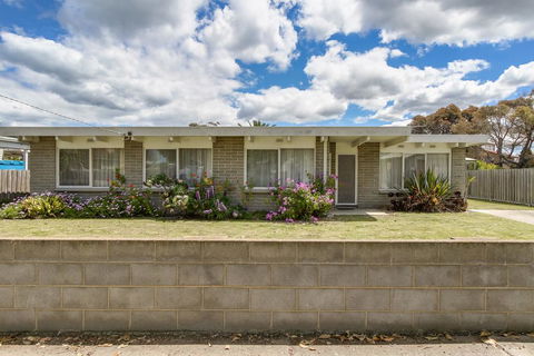 Wander On Bulmer - Accommodation Redcliffe 2
