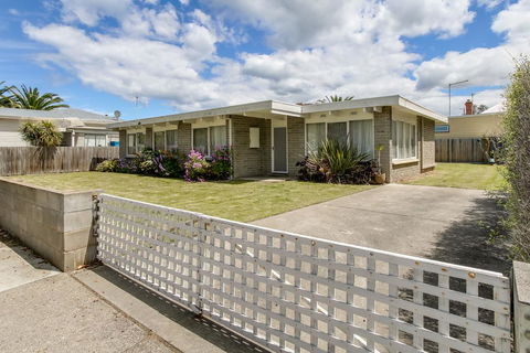 Wander On Bulmer - Accommodation Redcliffe 3