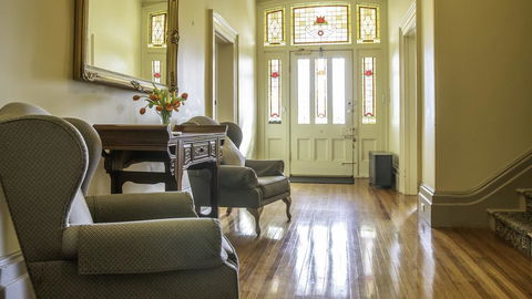 Waratah On York - Accommodation Redcliffe 1