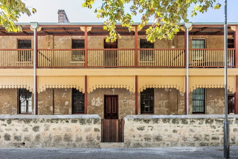 Warders Cottage: Iconic Cottage In The Heart Of Freo - Accommodation Redcliffe 0
