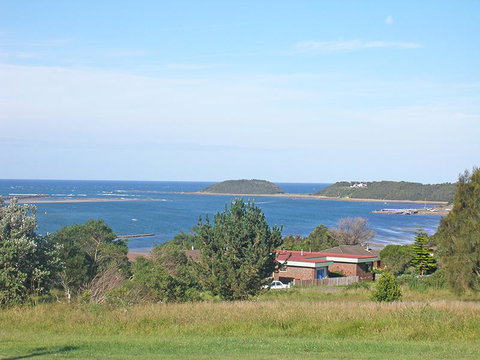 Water View House @ Orient Point - Accommodation Redcliffe 0