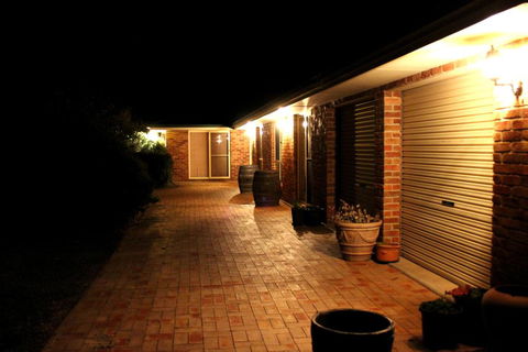 Waterfall Way Farmstay - Accommodation Redcliffe 1