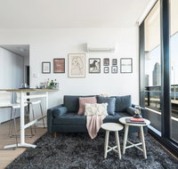 Waterfront apt on Mel Collins Street3 - Accommodation Redcliffe