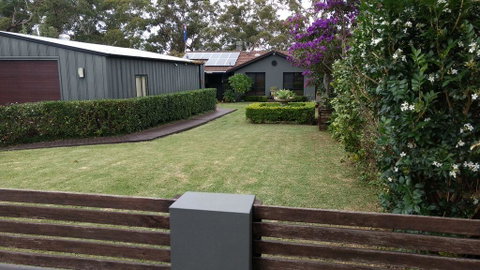 Waterfront Jervis Bay Escape Cooinda - Accommodation Redcliffe 1