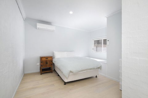 Waterfront On Witta Circle - Accommodation Redcliffe 1