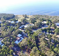 Waterfront Retreat At Wattle Point - Accommodation Redcliffe