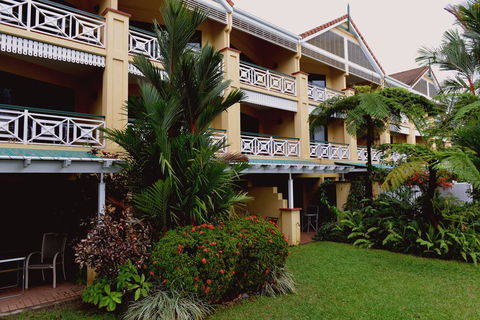 Waterfront Terraces - Accommodation Redcliffe 2