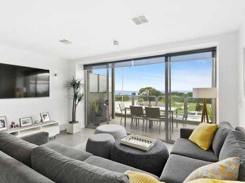 WATERFRONT TWO - Position Perfect , , , NEW LISTING 2019, , ,  - Accommodation Redcliffe 0
