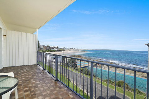 Waterfront Unit, Unit 3 - Accommodation Redcliffe 1