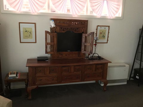 Redruth Cottage - Accommodation Redcliffe 9