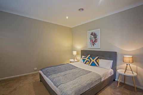 Nautical Rise Torquay - Accommodation Redcliffe 15