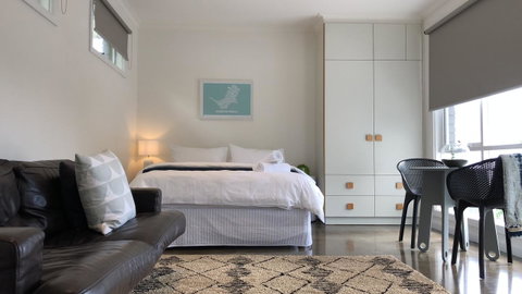 Casa Dromana - Accommodation Redcliffe 26