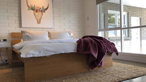 Casa Dromana - Accommodation Redcliffe 9