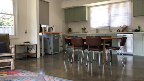 Casa Dromana - Accommodation Redcliffe 13