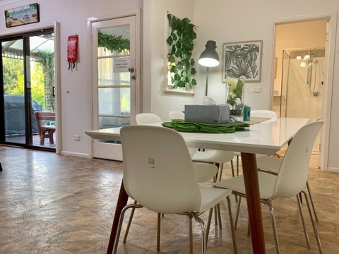 Sunryes Beach House - Accommodation Redcliffe 15