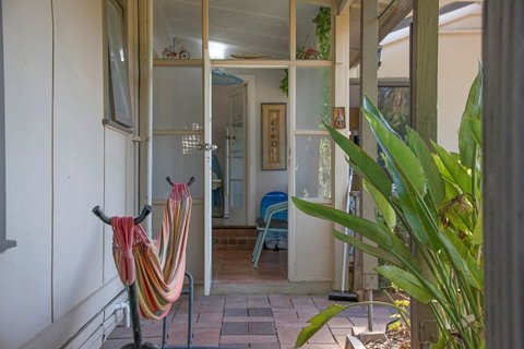 Sunryes Beach House - Accommodation Redcliffe 25