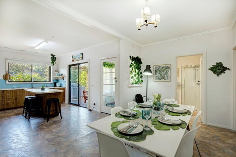 Sunryes Beach House - Accommodation Redcliffe 14