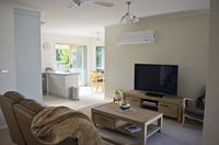 Book Horsham Accommodation Vacations Accommodation Redcliffe Accommodation Redcliffe