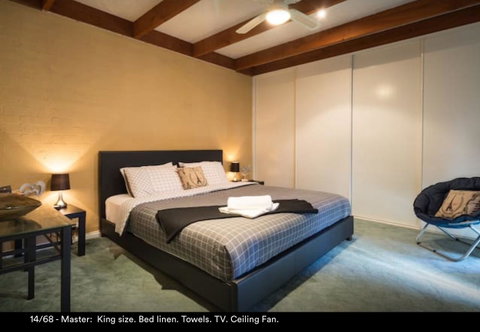 Nest On A Crest - Accommodation Redcliffe 13
