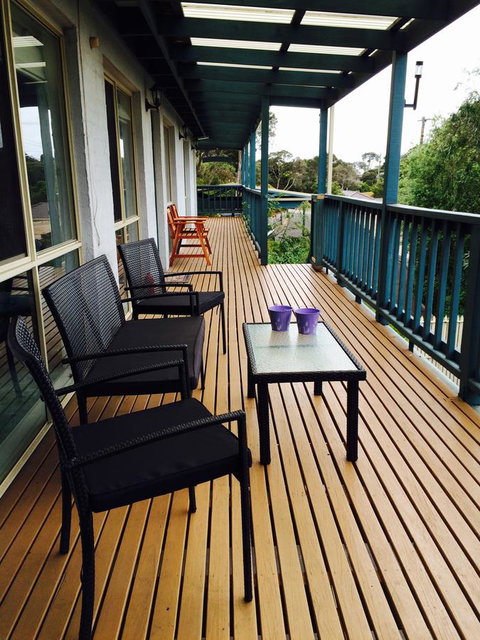 Nest On A Crest - Accommodation Redcliffe 26