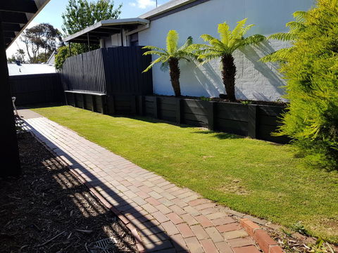 Mysa Anglesea Sleeps 7 WiFi SmartTV Cafes Shops - Accommodation Redcliffe 16