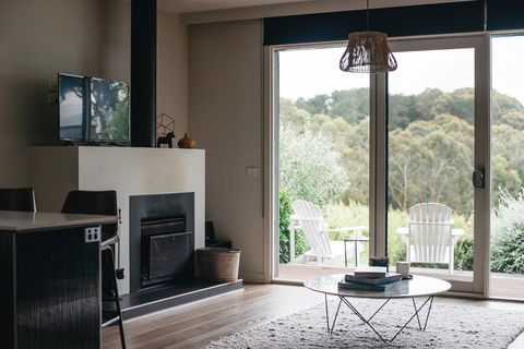 Polperro Villas - Accommodation Redcliffe 11