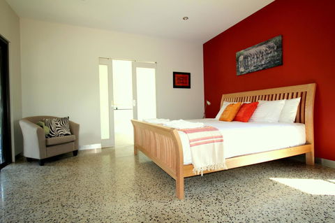 3 Bells Alpine Cottage - Accommodation Redcliffe 6