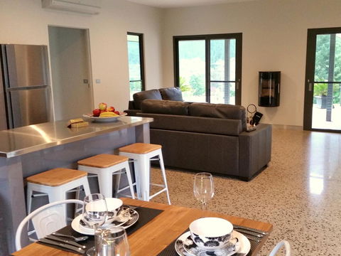 3 Bells Alpine Cottage - Accommodation Redcliffe 15