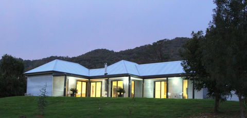 3 Bells Alpine Cottage - Accommodation Redcliffe 11