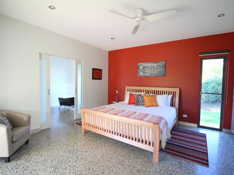 3 Bells Alpine Cottage - Accommodation Redcliffe 7