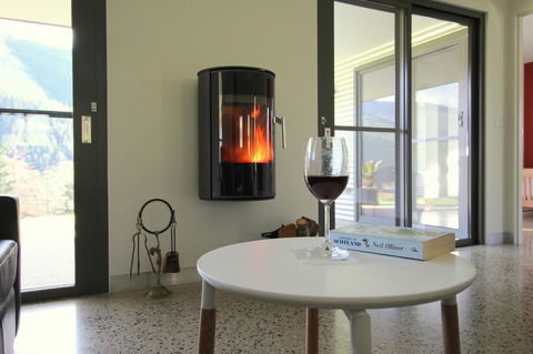 3 Bells Alpine Cottage - Accommodation Redcliffe 19