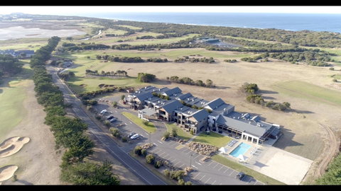 Barwon Heads Resort - Accommodation Redcliffe 0