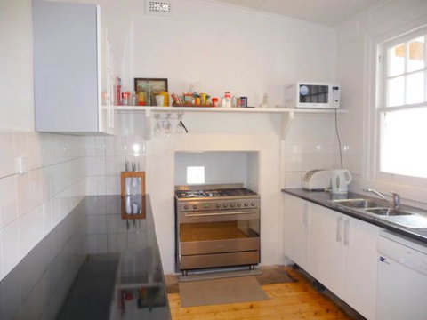 Sorrento Beach House - Perfect Spot And NEW Pool - Accommodation Redcliffe 8