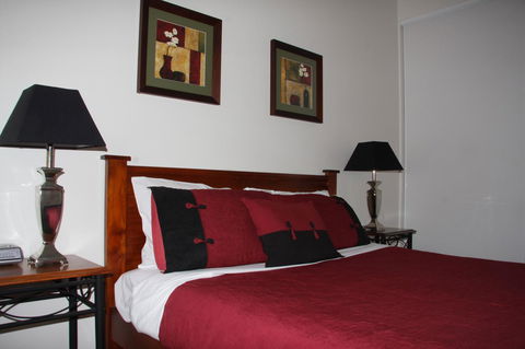 Beechwood Apartment - Accommodation Redcliffe 9
